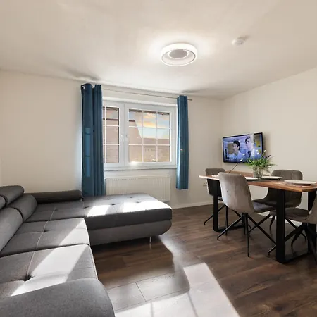Adn - Netflix - Modern And Smart Apartment